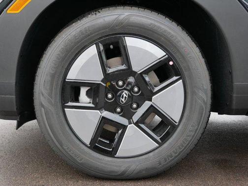 2025 Hyundai SANTA FE SEL 2.4