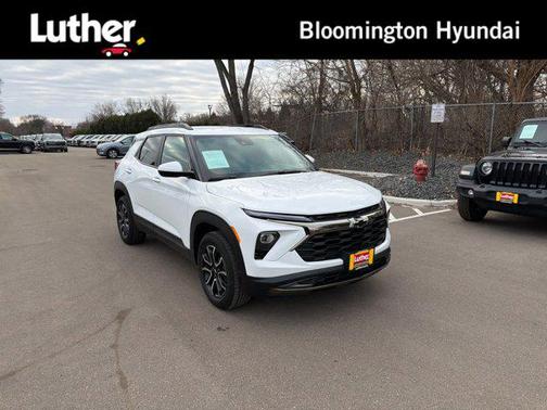 Summit White 2024 Chevrolet Trailblazer ACTIV