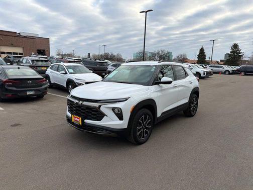 Summit White 2024 Chevrolet Trailblazer ACTIV