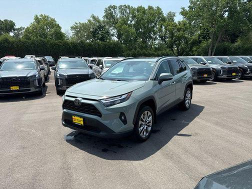 2023 Toyota RAV4 XLE Premium