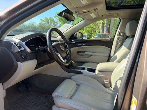 Terra Mocha Metallic 2016 Cadillac SRX Luxury Collection