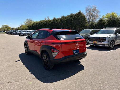 Soultronic Orange Pearl 2026 Hyundai KONA SEL Sport