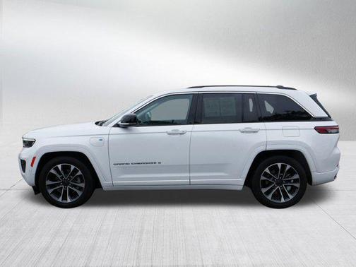 2022 Jeep Grand Cherokee 4xe Overland