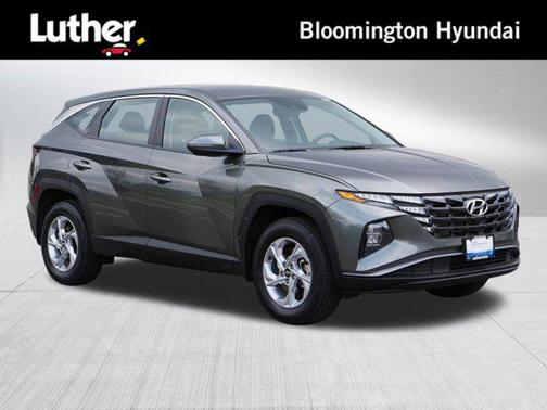 2022 Hyundai TUCSON SE