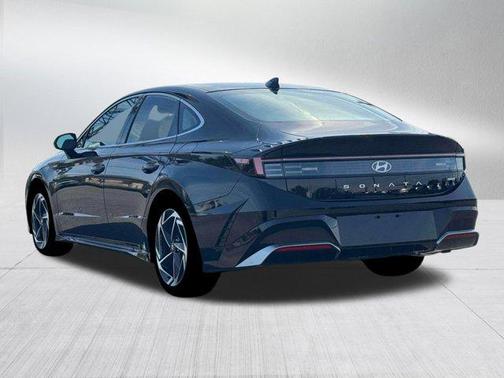 2026 Hyundai SONATA SEL