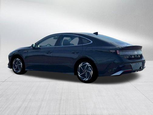 2026 Hyundai SONATA SEL