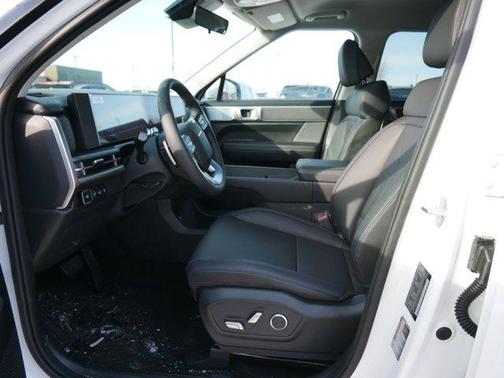 2025 Hyundai SANTA FE SEL 2.4