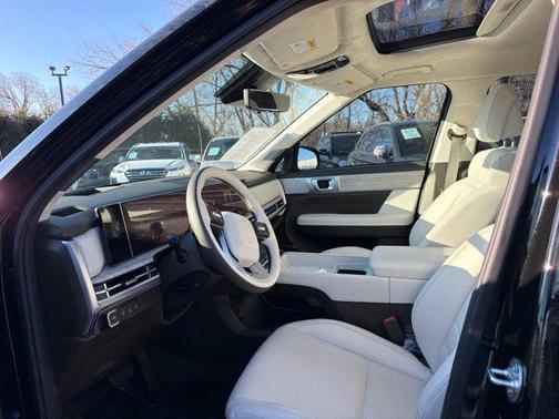 Phantom Black 2025 Hyundai SANTA FE Calligraphy