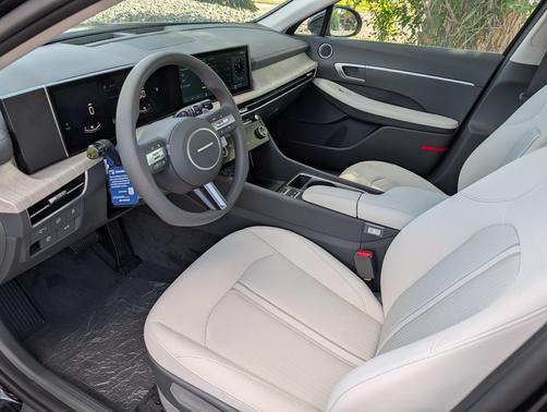 Abyss Black 2026 Hyundai SONATA Hybrid Base