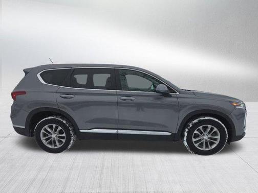 2019 Hyundai SANTA FE SE 2.4