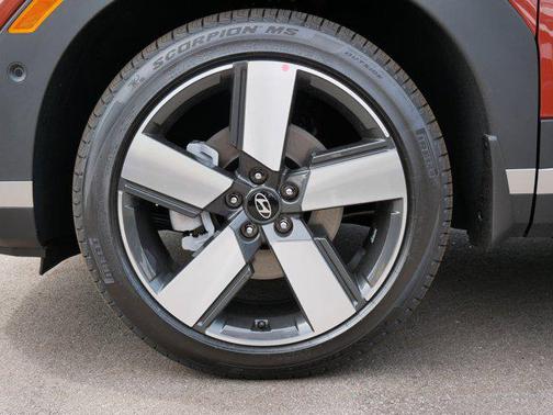 2025 Hyundai SANTA FE Limited