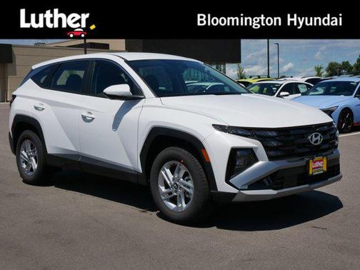 2025 Hyundai TUCSON SE