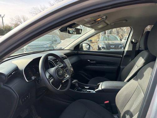 Shimmering Silver 2024 Hyundai TUCSON SEL