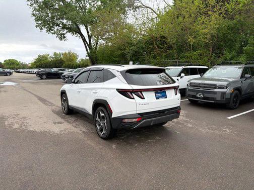 White Pearl 2024 Hyundai TUCSON Limited
