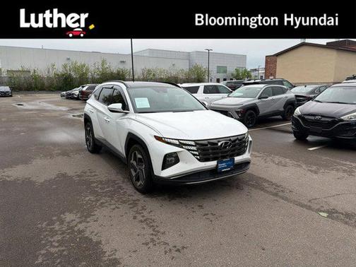 White Pearl 2024 Hyundai TUCSON Limited