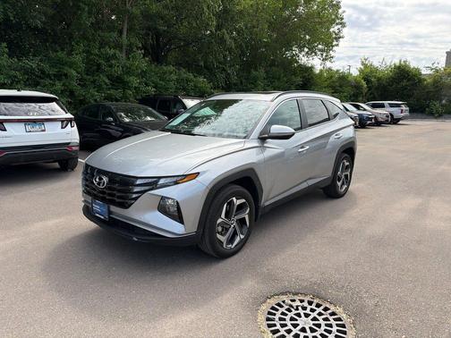 Shimmering Silver 2023 Hyundai TUCSON SEL