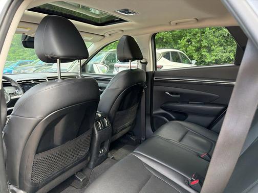 Shimmering Silver 2023 Hyundai TUCSON SEL