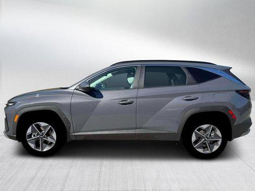 Ecotronic Gray 2026 Hyundai TUCSON Hybrid SEL Convenience