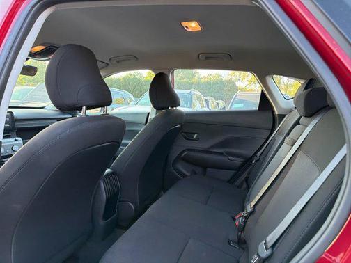 2024 Hyundai KONA SE