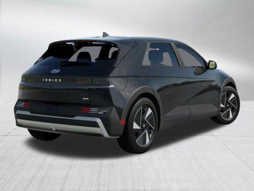 2025 Hyundai IONIQ 5 SE