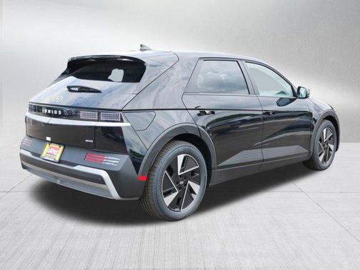 2025 Hyundai IONIQ 5 SE