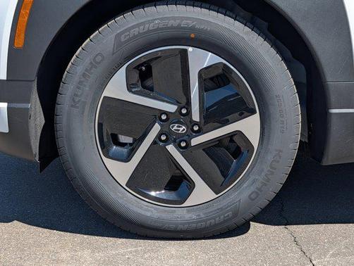 Snow White Pearl 2026 Hyundai IONIQ 9 SE