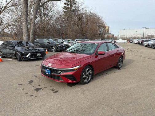 2025 Hyundai ELANTRA HEV Limited