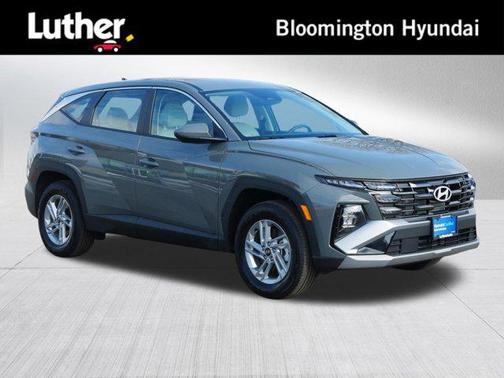 Hampton Gray 2025 Hyundai TUCSON SE