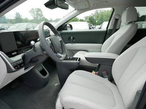 2025 Hyundai IONIQ 5 Limited