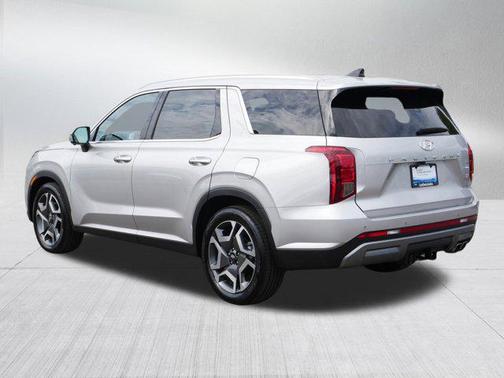 2025 Hyundai PALISADE SEL Premium