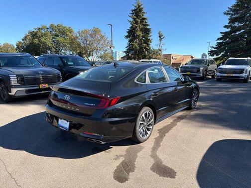 2023 Hyundai SONATA Limited