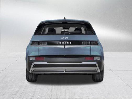 2025 Hyundai IONIQ 5 SE