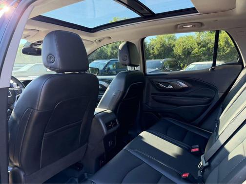 Ebony Twilight Metallic 2023 GMC Terrain SLT