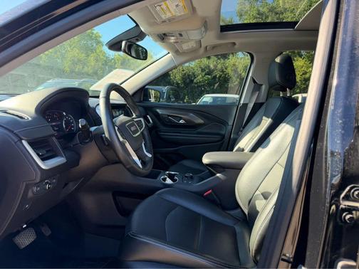 Ebony Twilight Metallic 2023 GMC Terrain SLT