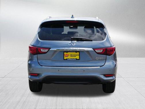 2016 INFINITI QX60 Base