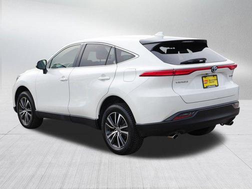 2022 Toyota Venza LE