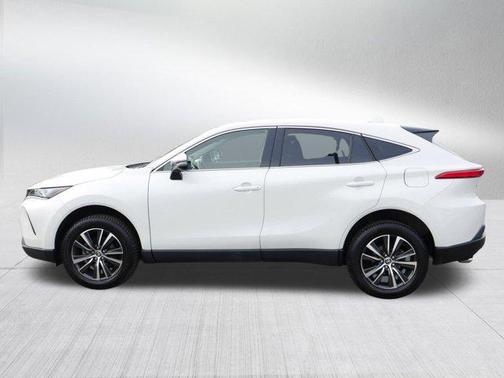2022 Toyota Venza LE