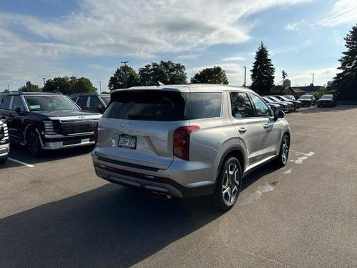 2025 Hyundai PALISADE SEL Premium