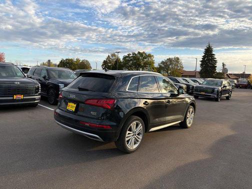 2018 Audi Q5 2.0T Premium Plus