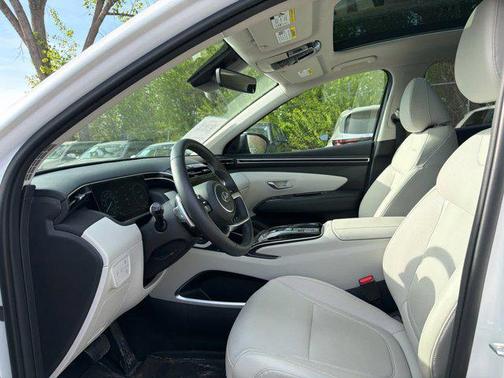 Serenity White Pearl 2023 Hyundai TUCSON Hybrid SEL Convenience