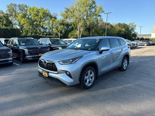 2021 Toyota Highlander LE