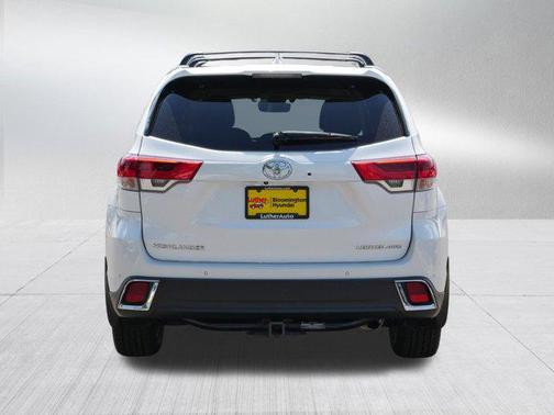2018 Toyota Highlander Limited Platinum