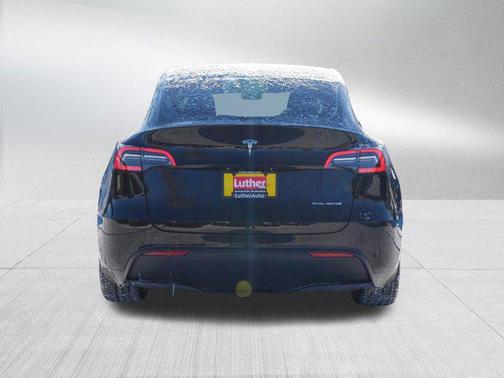 2021 Tesla Model Y Long Range Dual Motor All-Wheel Drive