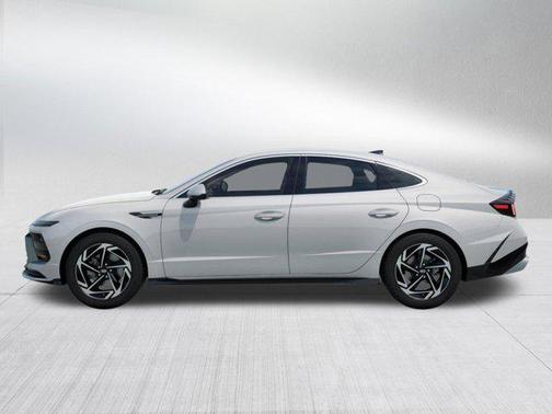 2026 Hyundai SONATA SEL