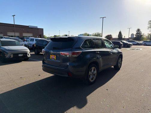 Shoreline Blue Pearl 2016 Toyota Highlander Limited