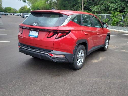 2023 Hyundai TUCSON SE