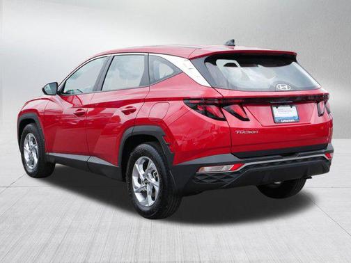 2023 Hyundai TUCSON SE
