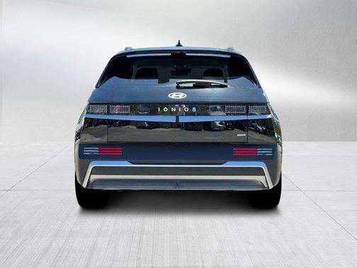 Abyss Black 2026 Hyundai IONIQ 5 SEL