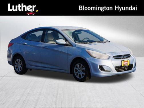 2012 Hyundai Accent GLS