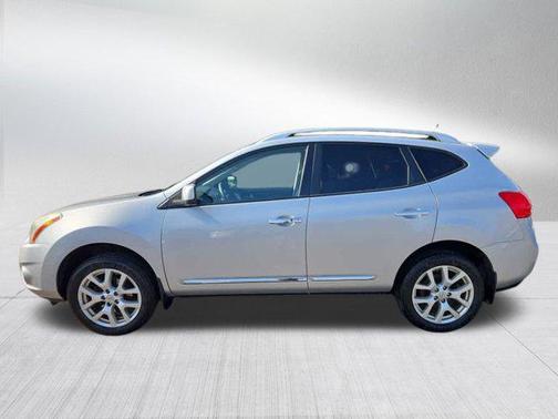 2011 Nissan Rogue SV